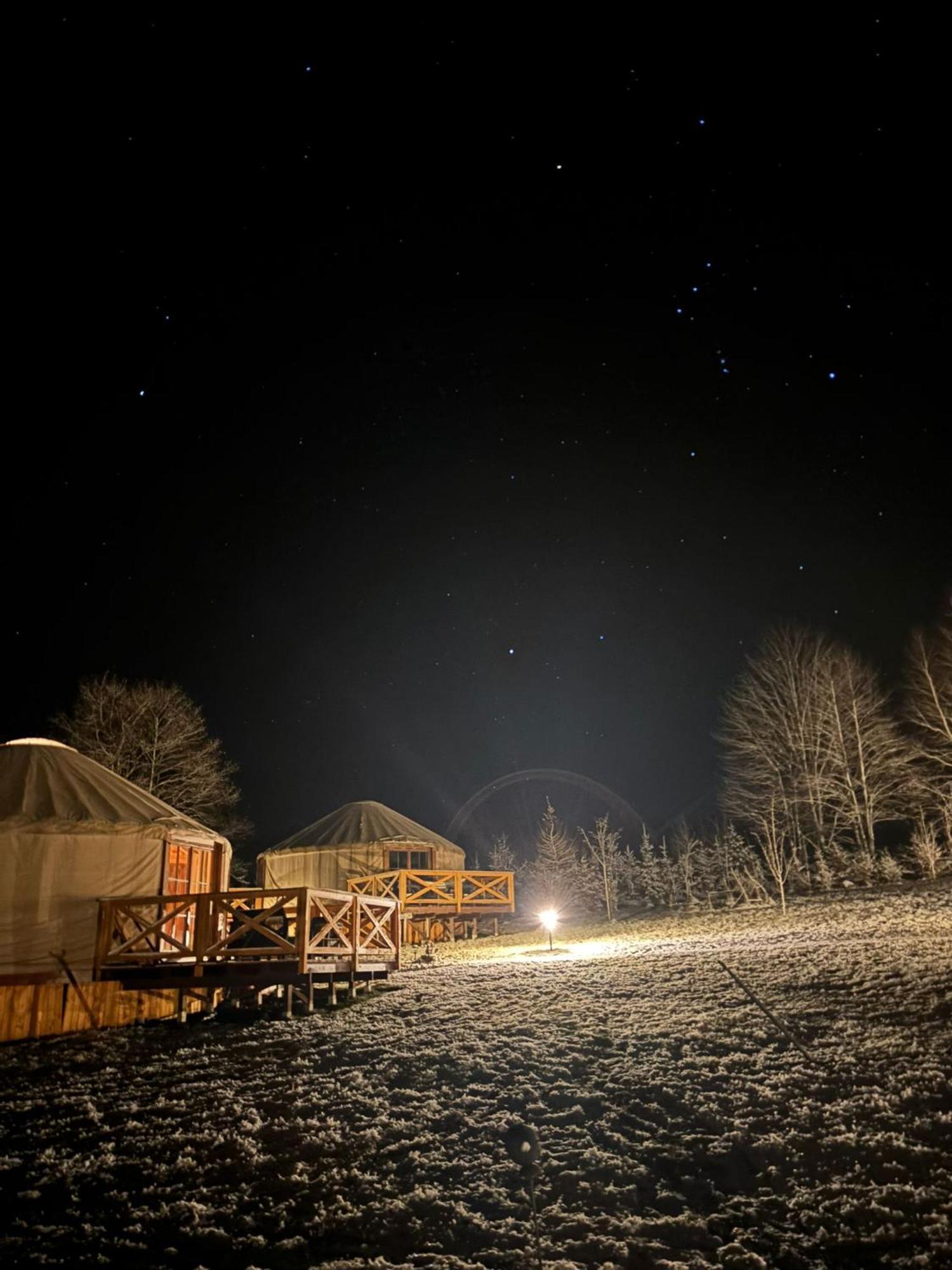 Luxury tent 4 Zywioly -caloroczne Jurty W Sudetach *